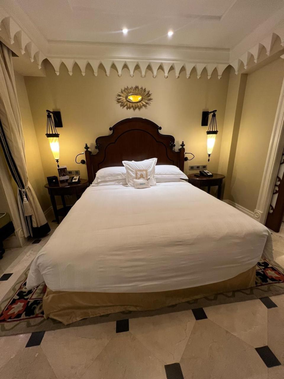 Itc Grand Bharat, A Luxury Collection Retreat, Gurgaon, New Delhi Capital Region Hotel Екстериор снимка
