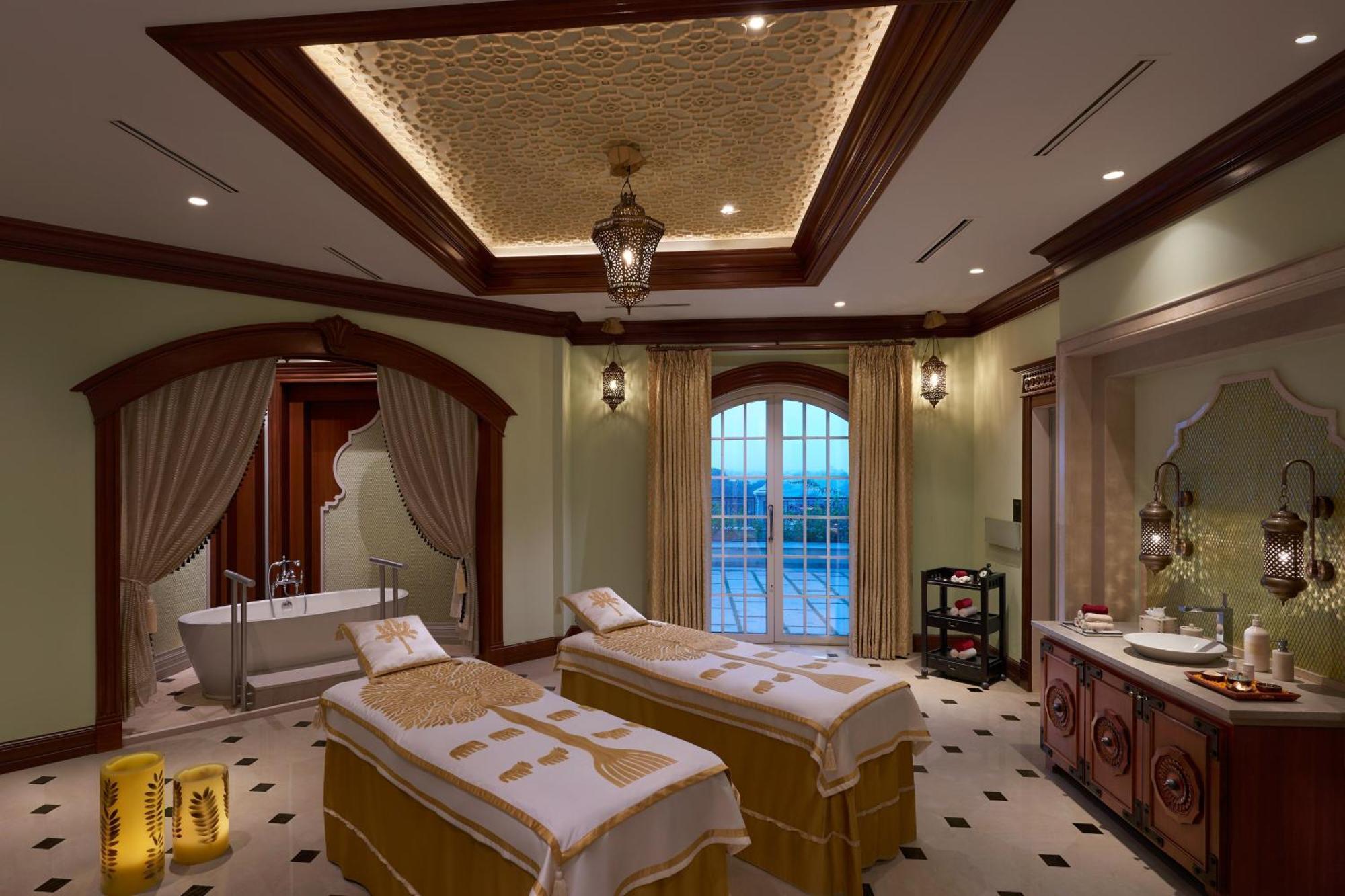 Itc Grand Bharat, A Luxury Collection Retreat, Gurgaon, New Delhi Capital Region Hotel Екстериор снимка